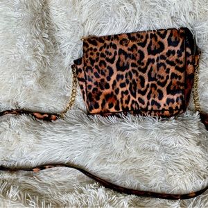 Steve Madden cheetah print crossbody purse